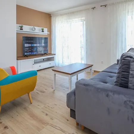 Bellevue By Interhome 別荘 マカルスカ